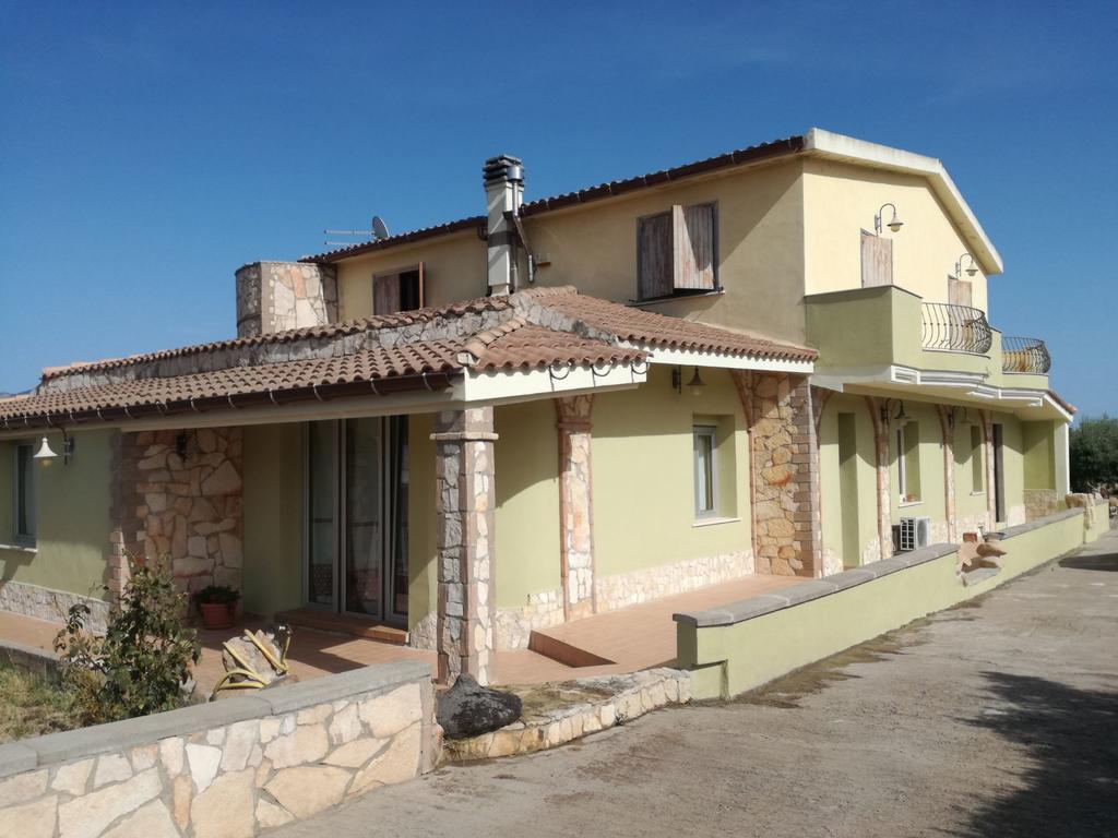 Villa Renzo E Lucia Sant Isidoro  Dış mekan fotoğraf