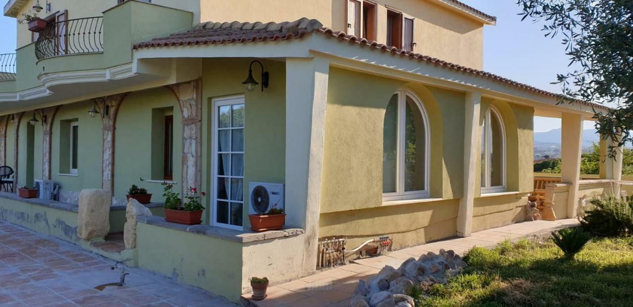 Villa Renzo E Lucia Sant Isidoro  Dış mekan fotoğraf