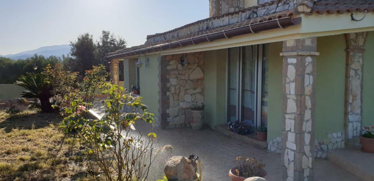 Villa Renzo E Lucia Sant Isidoro  Dış mekan fotoğraf